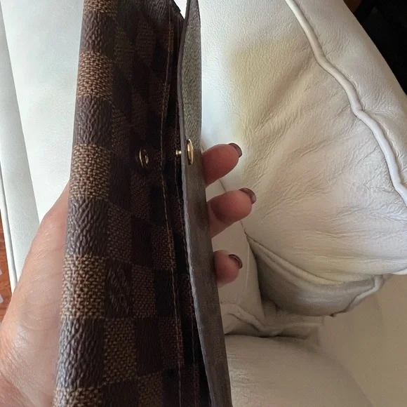 Authentic Louis Vuitton Damier Ebene Wallet - Picture 11 of 11